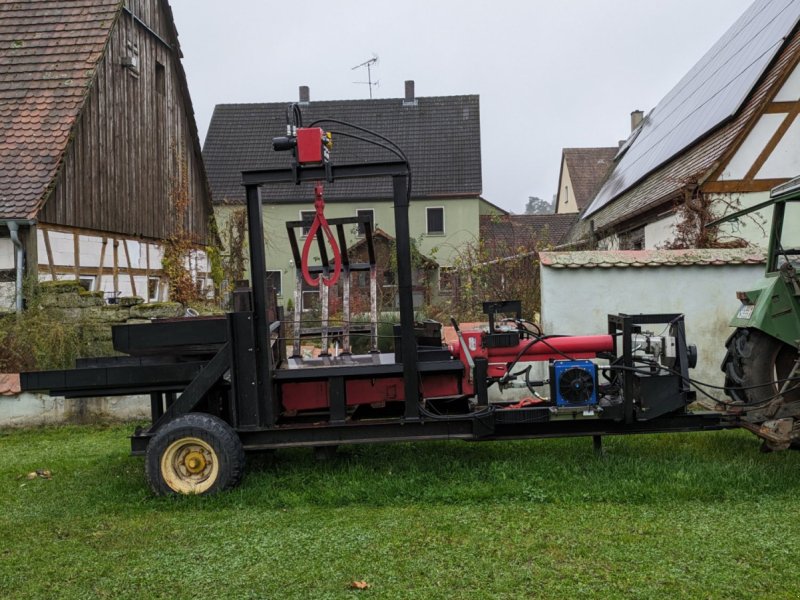 Holzspalter des Typs Eigenbau Schichtholzspalter, Gebrauchtmaschine in Schnaittach (Bild 1)