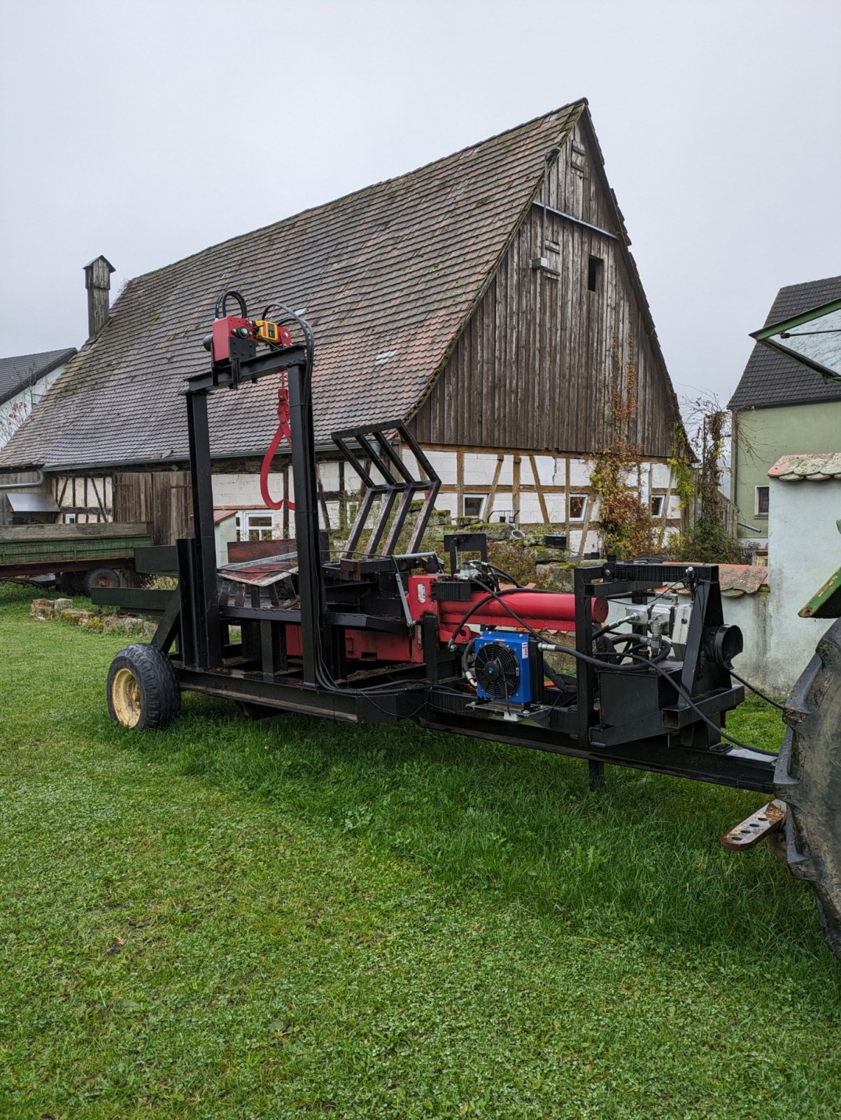 Holzspalter Türe ait Eigenbau Schichtholzspalter, Gebrauchtmaschine içinde Schnaittach (resim 2)