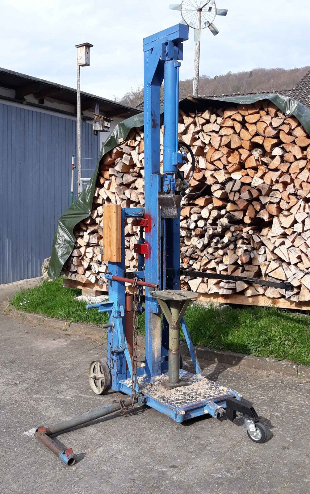 Holzspalter van het type Eigenbau Stehend, Gebrauchtmaschine in Dollnstein (Foto 1)