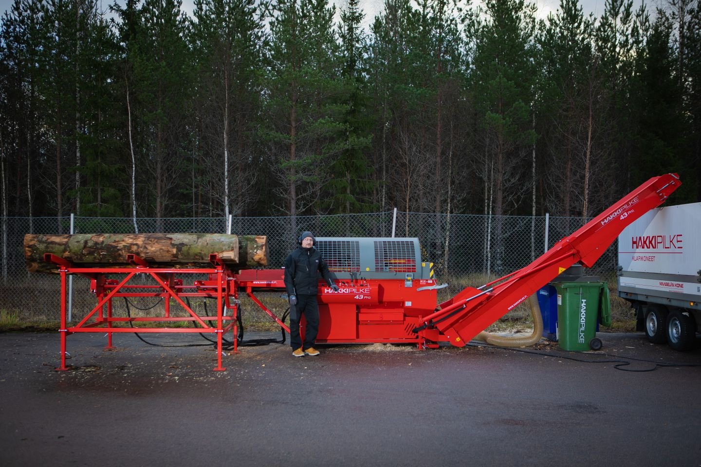 Holzspalter des Typs Hakki Pilke 43 PRO, Gebrauchtmaschine in Grou (Bild 2)