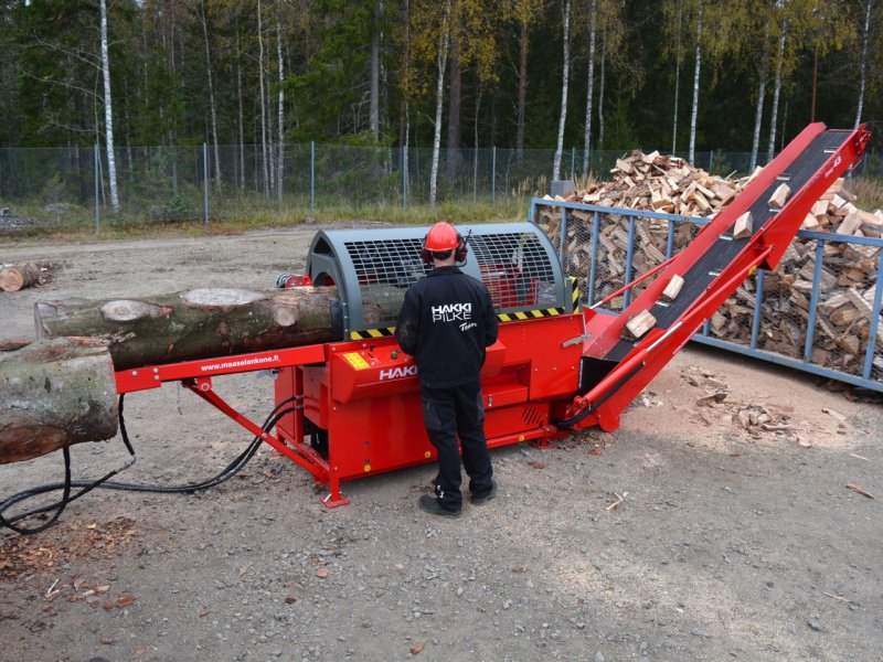 Holzspalter des Typs Hakki Pilke 43 PRO, Gebrauchtmaschine in Grou