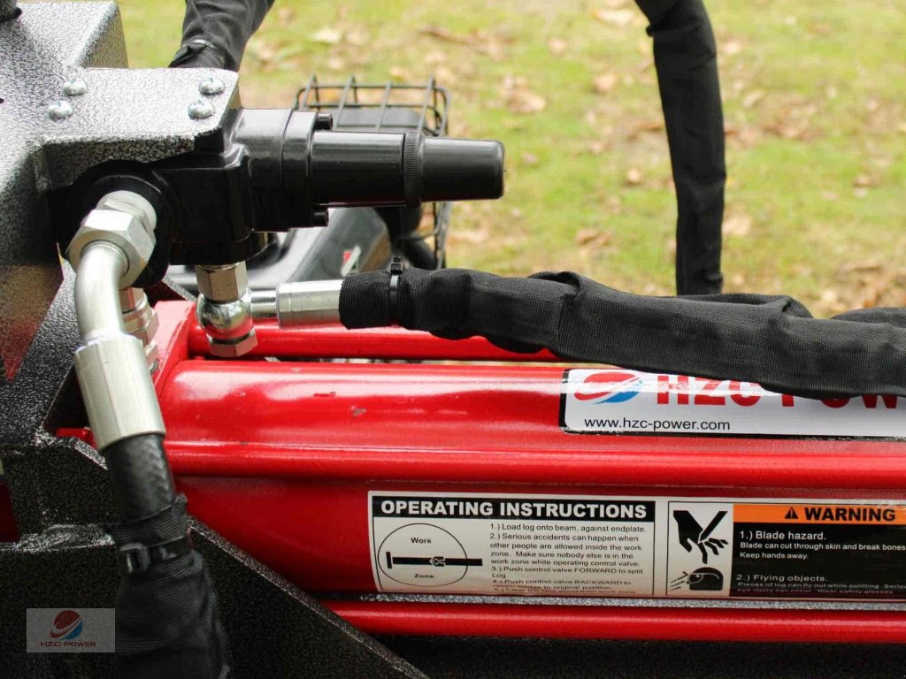 Holzspalter des Typs HZC Power HS30290 30 t liegend Holzspalter mit Benzinmotor & Stammheber, Neumaschine in Krefeld (Bild 5)