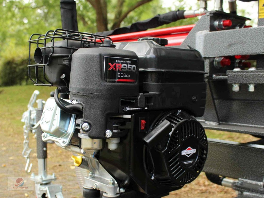 Holzspalter des Typs HZC Power HS30290 30 t liegend Holzspalter mit Benzinmotor & Stammheber, Neumaschine in Krefeld (Bild 9)