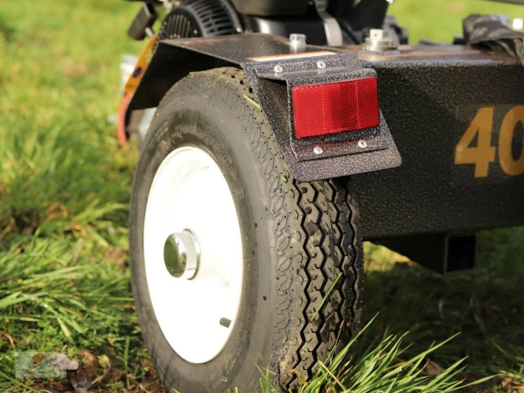 Holzspalter des Typs HZC Power HS40285 40 t stehender & liegender Holzspalter mit Benzinmotor & Tisch, Neumaschine in Krefeld (Bild 4)