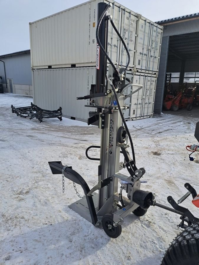 Holzspalter typu Jansen TS-22 mit Stammheber, Neumaschine v NATTERNBACH (Obrázek 11)