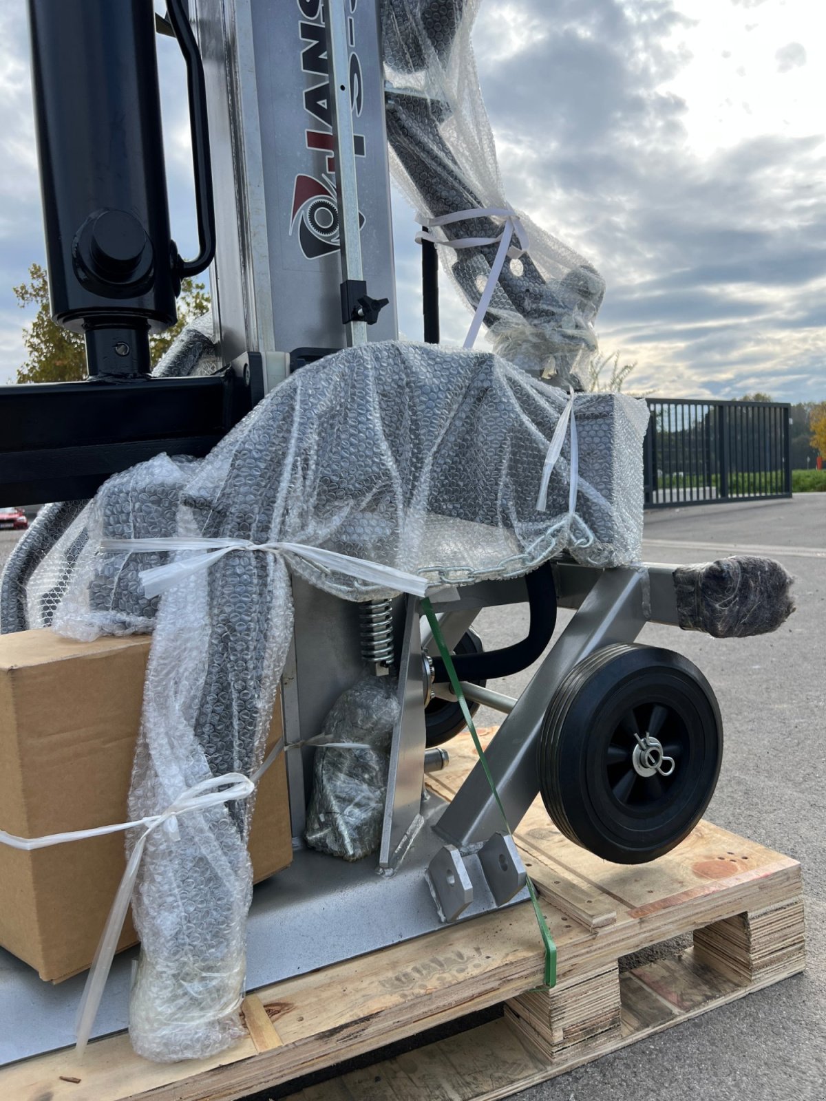 Holzspalter typu Jansen TS-30, Neumaschine v Rudersdorf (Obrázek 8)