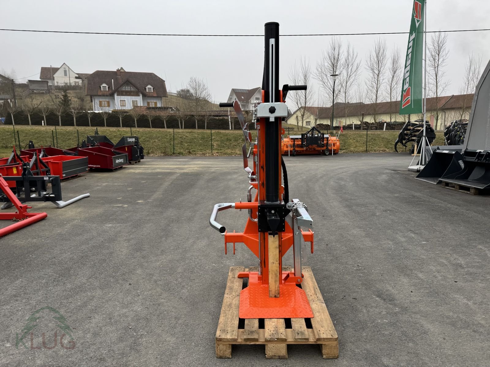 Holzspalter des Typs Kozina HCD 17T Vertikalholzspalter, Neumaschine in Pirching am Traubenberg (Bild 21)