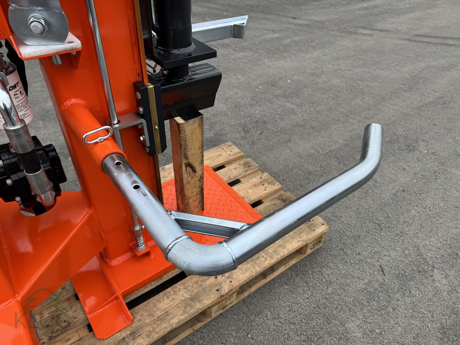 Holzspalter des Typs Kozina HCD 17T Vertikalholzspalter, Neumaschine in Pirching am Traubenberg (Bild 29)