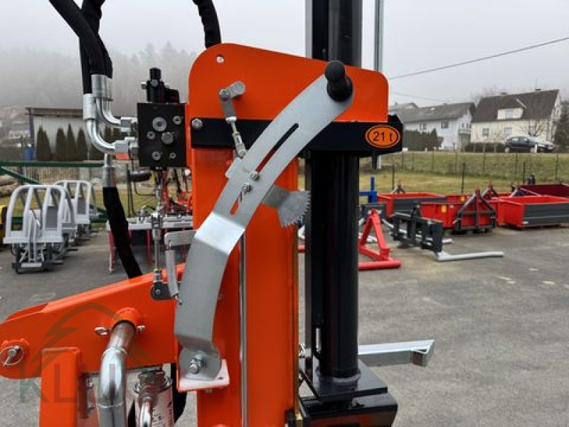 Holzspalter des Typs Kozina HCD 21-T Vertikalholzspalter, Neumaschine in Pirching am Traubenberg (Bild 9)