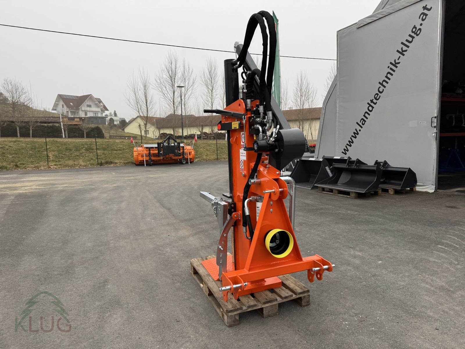 Holzspalter des Typs Kozina HCD 25T Vertikalholzspalter mit Seilwinde, Neumaschine in Pirching am Traubenberg (Bild 20)
