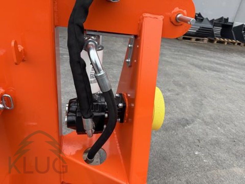 Holzspalter des Typs Kozina HCD 25T Vertikalholzspalter mit Seilwinde, Neumaschine in Pirching am Traubenberg (Bild 3)