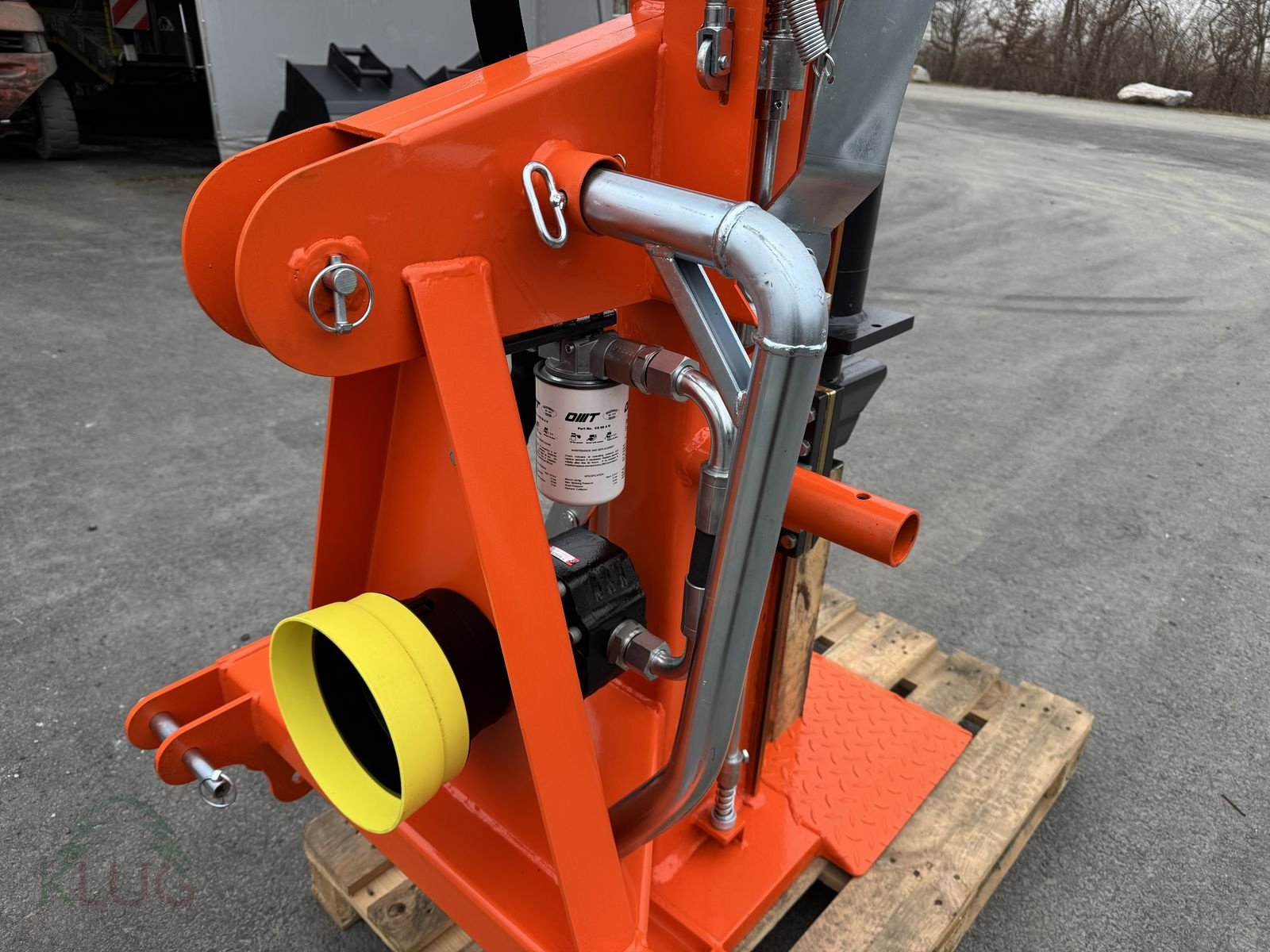 Holzspalter des Typs Kozina HCD 25T Vertikalholzspalter mit Seilwinde, Neumaschine in Pirching am Traubenberg (Bild 30)