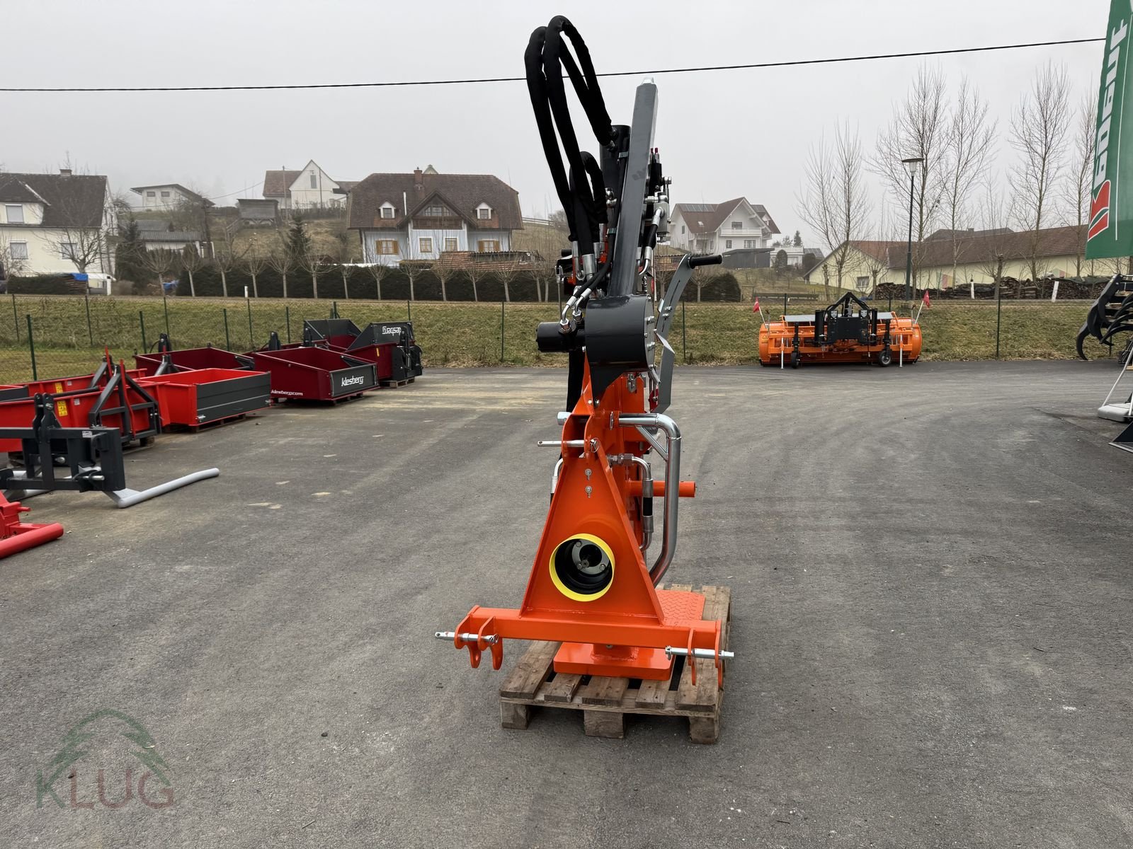 Holzspalter des Typs Kozina HCD 25T Vertikalholzspalter mit Seilwinde, Neumaschine in Pirching am Traubenberg (Bild 22)