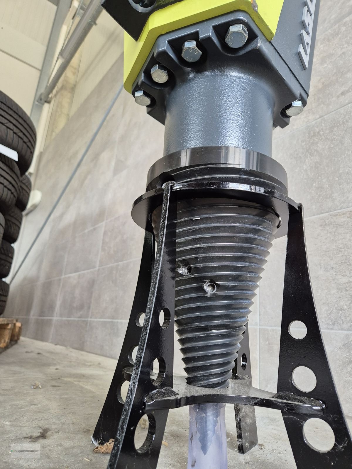 Holzspalter of the type Lasco D1.10.21 Kegelspalter, Neumaschine in Auerbach (Picture 5)