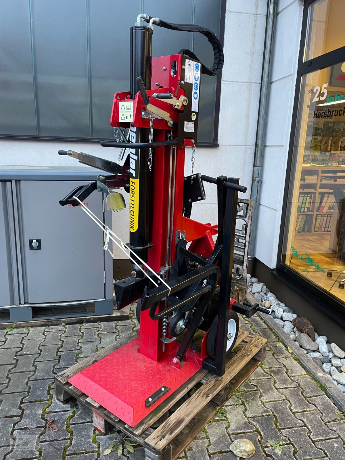 Holzspalter typu Oehler OL 1110, Neumaschine v Hersbruck (Obrázek 1)