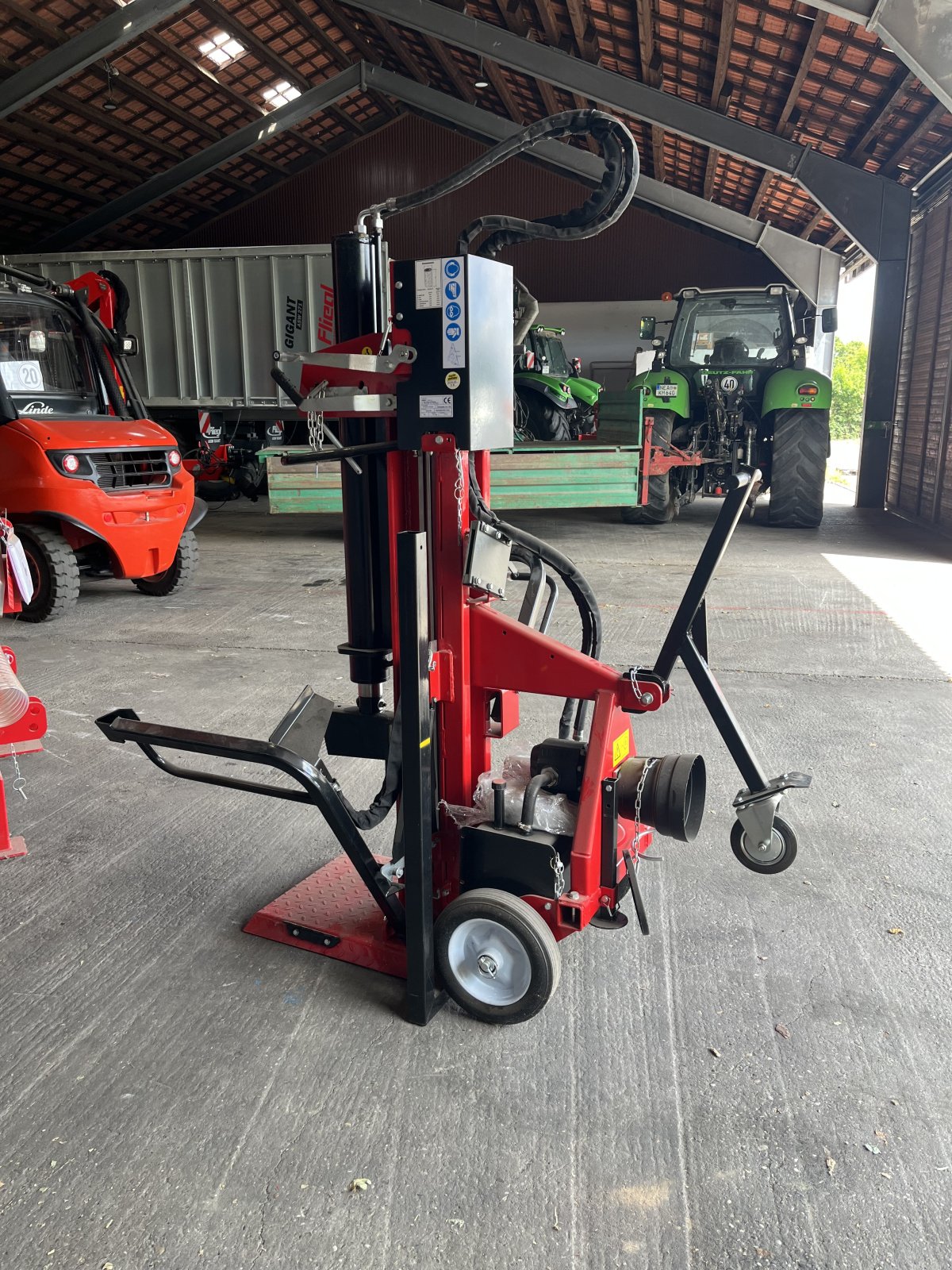 Holzspalter typu Oehler OL1190, Neumaschine v Hagenbüchach (Obrázek 1)