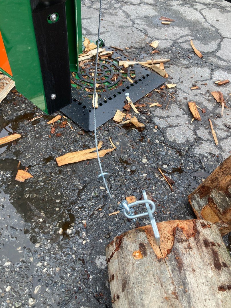 Holzspalter des Typs Posch Ferdinand 22 M6274FHR, Ausstellungsmaschine in Landquart (Bild 4)