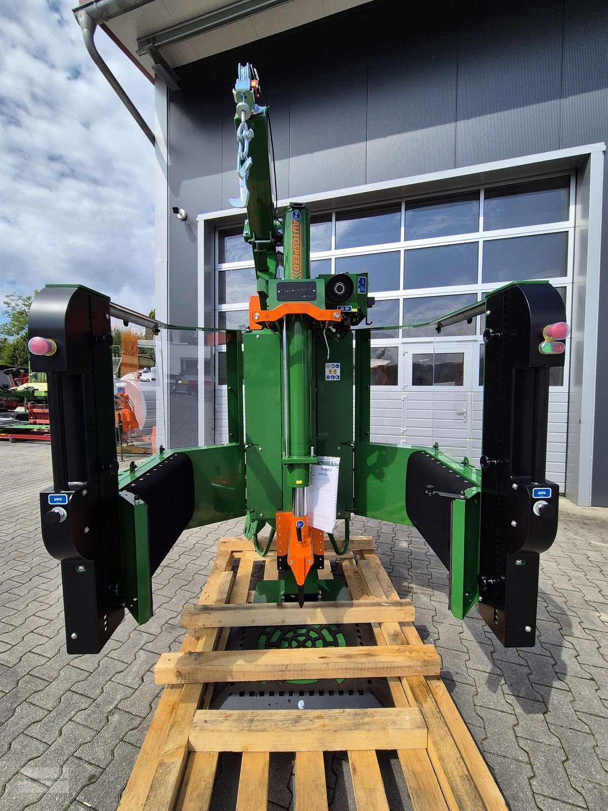 Holzspalter des Typs Posch Ferdinand 22, Neumaschine in Auerbach (Bild 7)