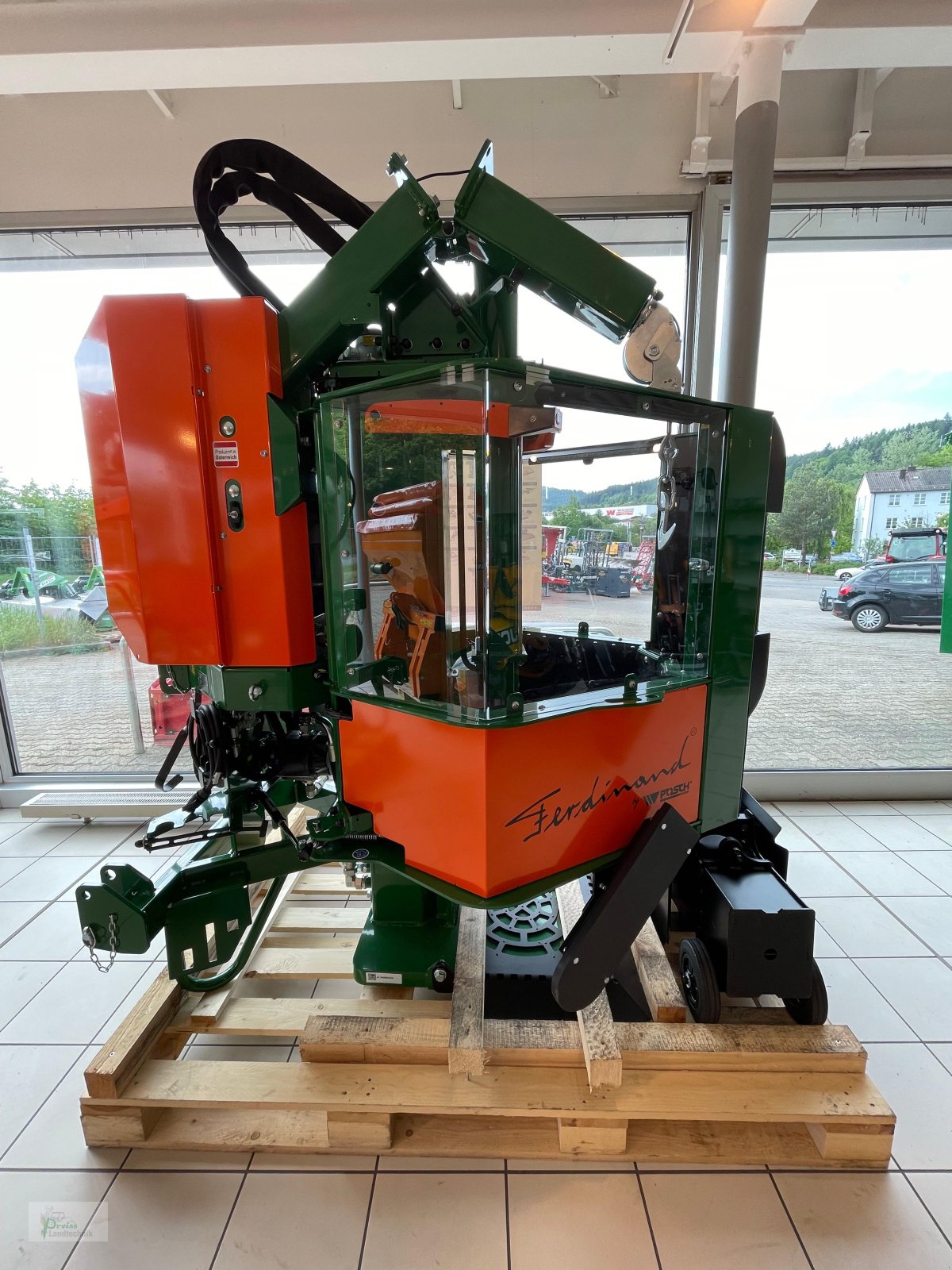 Holzspalter of the type Posch Ferdinand, Neumaschine in Bad Kötzting (Picture 1)