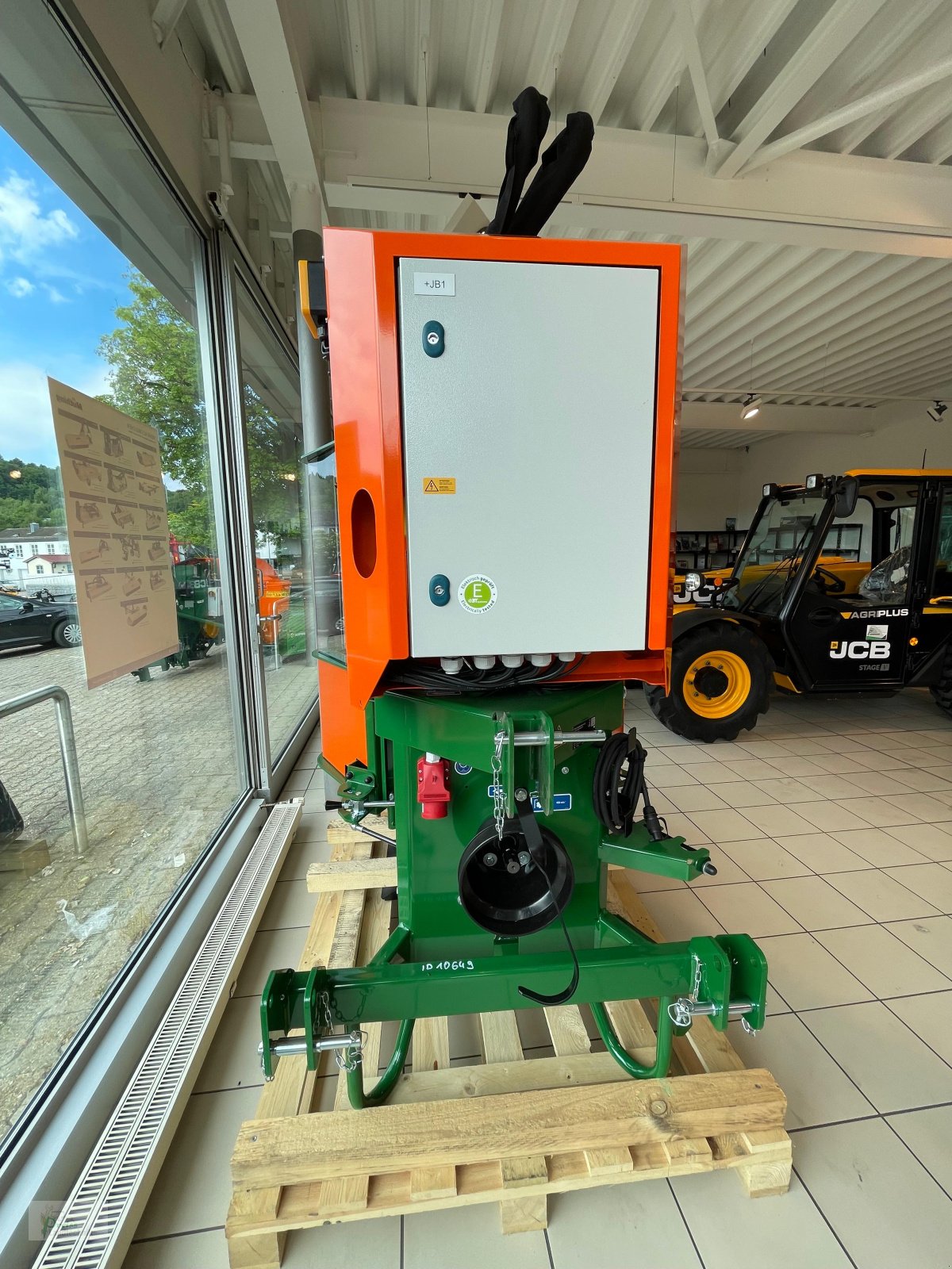 Holzspalter of the type Posch Ferdinand, Neumaschine in Bad Kötzting (Picture 6)