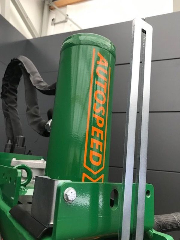 Holzspalter of the type Posch Holzspalter HydroCombi 22 Zapfwellenantrieb, Neumaschine in Tamsweg (Picture 5)