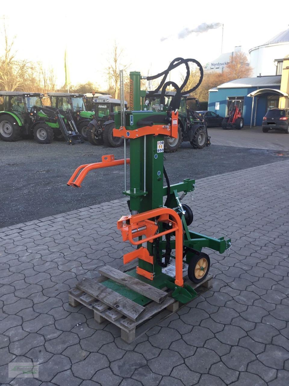 Holzspalter of the type Posch HydroCombi 13 Autospeed, Neumaschine in Nordstemmen (Picture 1)