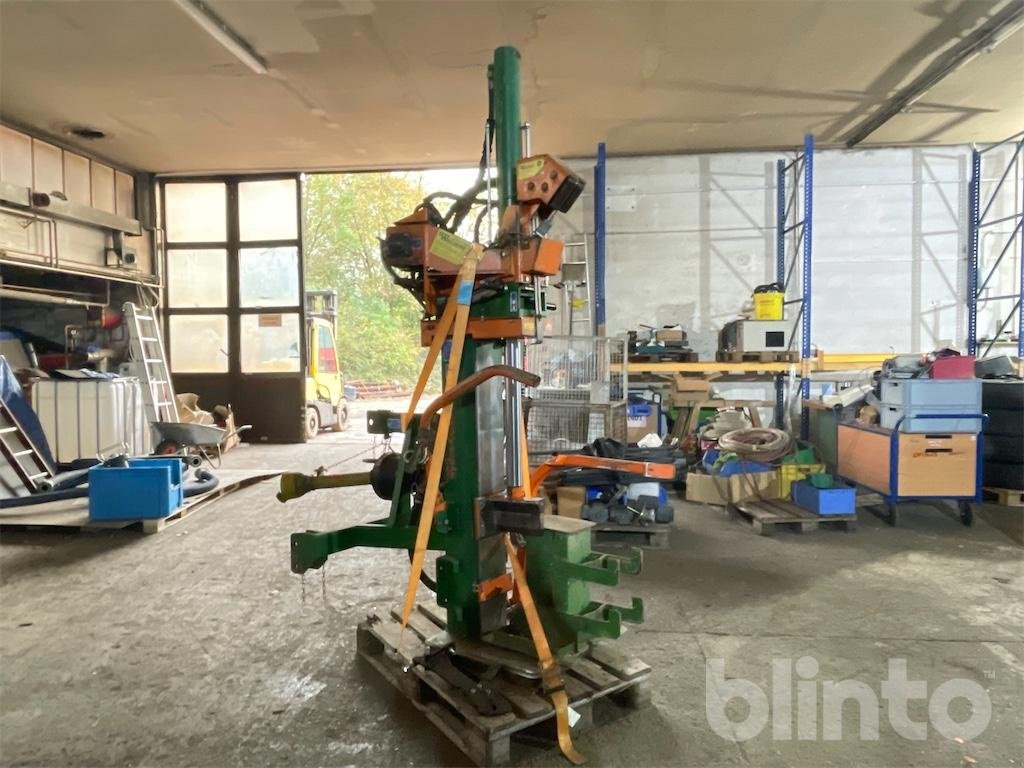 Holzspalter του τύπου Posch HydroCombi 15T PZG, Gebrauchtmaschine σε Düsseldorf (Φωτογραφία 2)