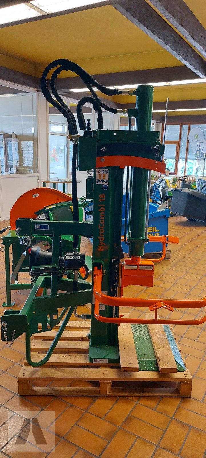 Holzspalter des Typs Posch HydroCombi 18, Neumaschine in Schwabmünchen (Bild 4)