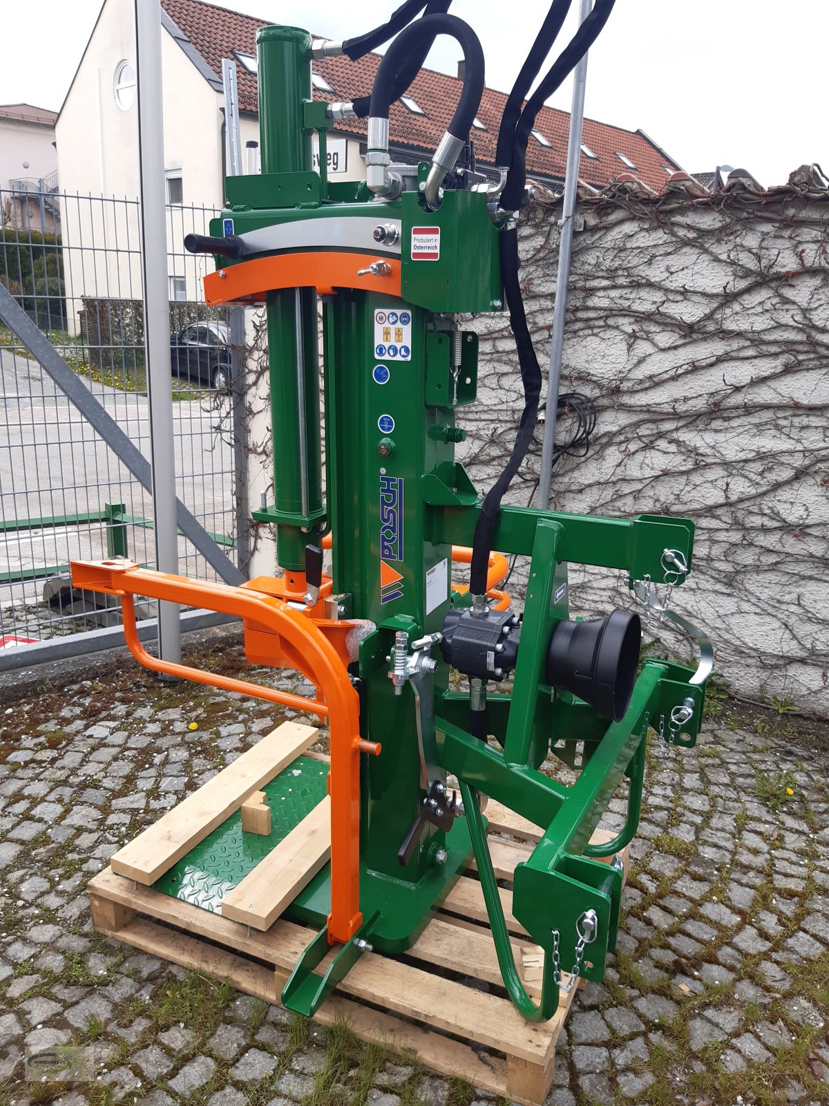 Holzspalter des Typs Posch HydroCombi Lagermaschine Sofort Verfügbar, Neumaschine in Frontenhausen (Bild 2)