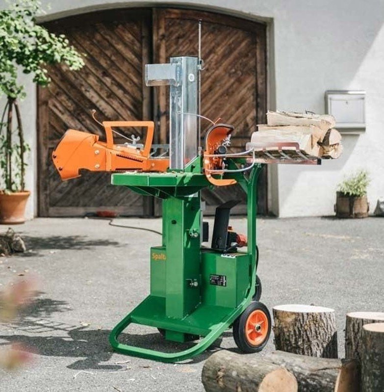 Holzspalter des Typs Posch SpaltAxt 8, Neumaschine in Ersingen (Bild 1)