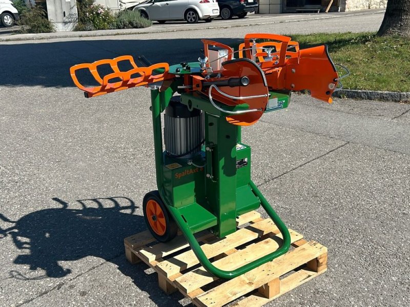 Holzspalter typu Posch Spaltaxt 8, Neumaschine v Kirchdorf