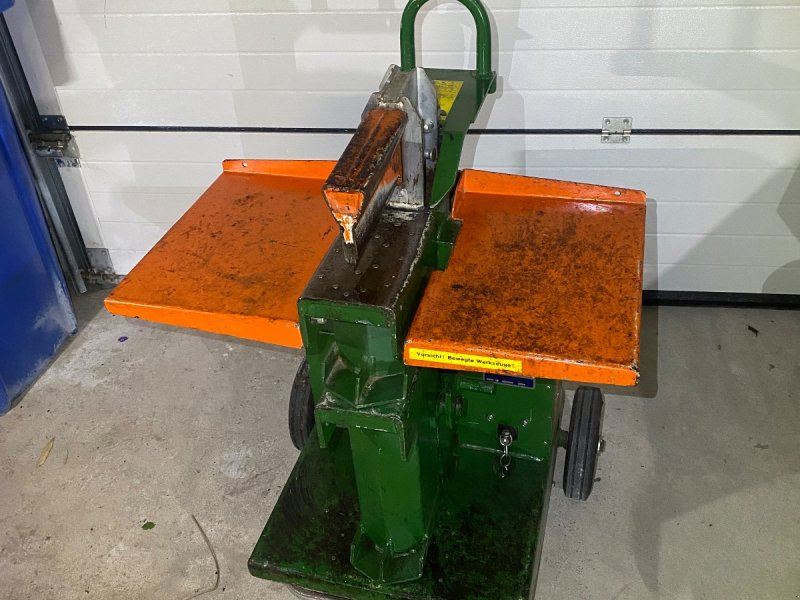 Holzspalter del tipo Posch Spalter 6t, Gebrauchtmaschine en Saal a. d. Donau (Imagen 1)