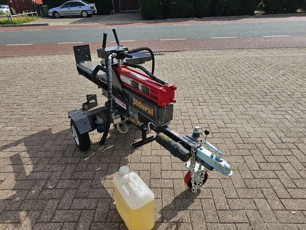 Holzspalter des Typs Sonstige Briggs en Stratton Hzc houtklover 30 ton ! Nieuw houtkliever, Gebrauchtmaschine in Scherpenzeel (Bild 3)