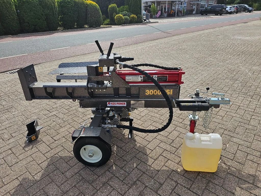 Holzspalter des Typs Sonstige Briggs en Stratton Hzc houtklover 30 ton ! Nieuw houtkliever, Gebrauchtmaschine in Scherpenzeel (Bild 2)