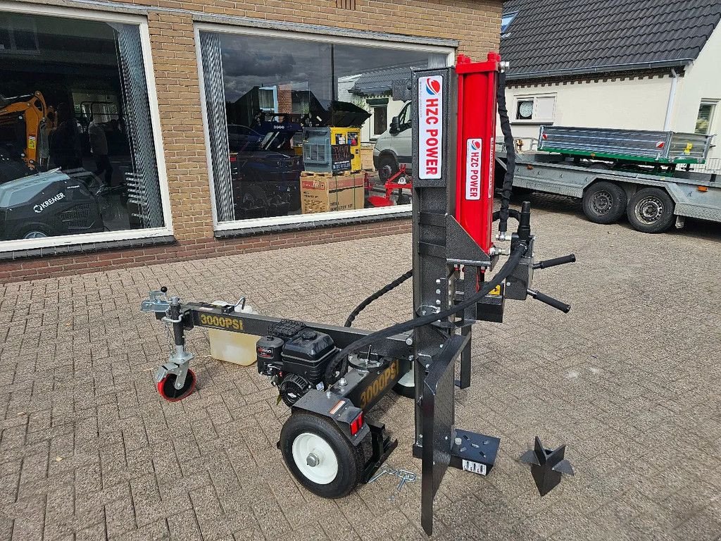 Holzspalter des Typs Sonstige Briggs en Stratton Hzc houtklover 30 ton ! Nieuw houtkliever, Gebrauchtmaschine in Scherpenzeel (Bild 1)
