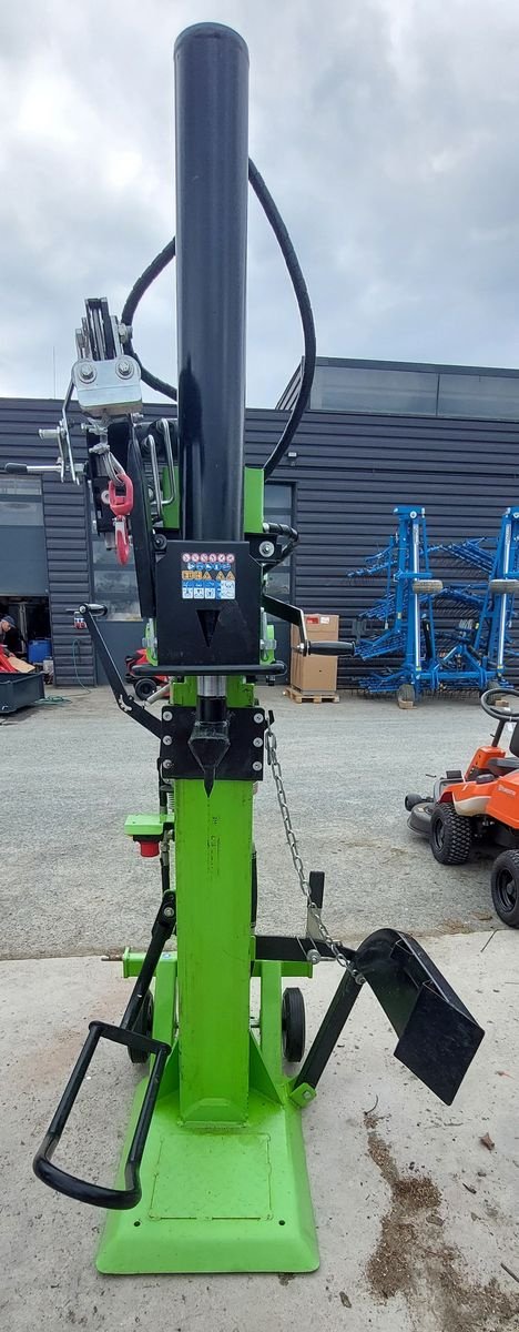 Holzspalter des Typs Sonstige Holzlspalter Zipper 30 to IntNr 11708, Gebrauchtmaschine in Strem (Bild 4)