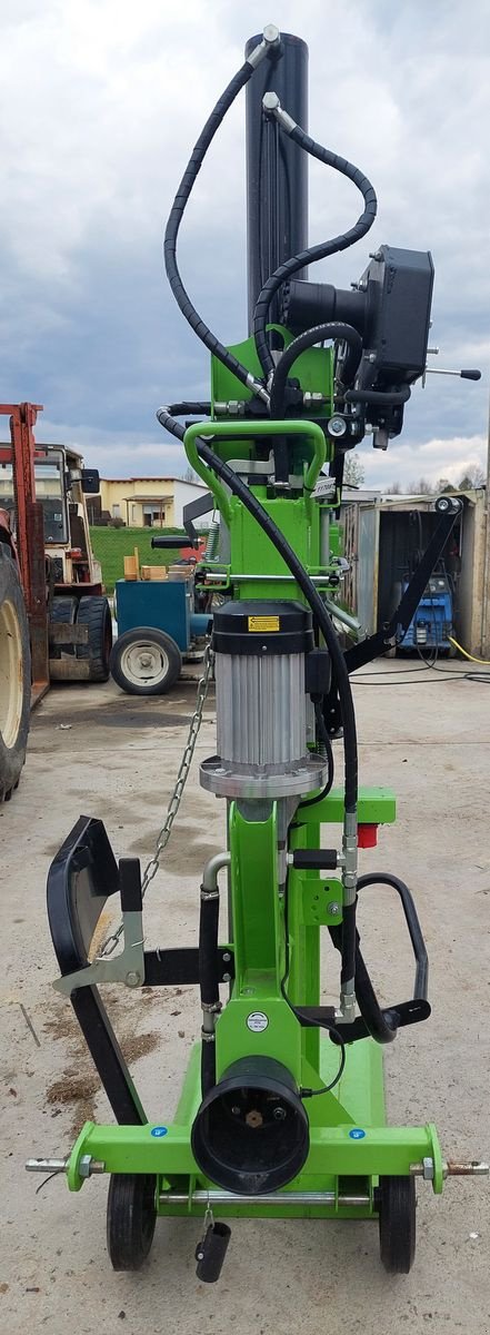 Holzspalter des Typs Sonstige Holzlspalter Zipper 30 to IntNr 11708, Gebrauchtmaschine in Strem (Bild 3)