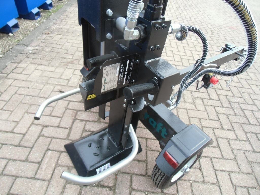 Holzspalter des Typs Sonstige Houtklover 22 ton elektrisch, Neumaschine in Goudriaan (Bild 4)