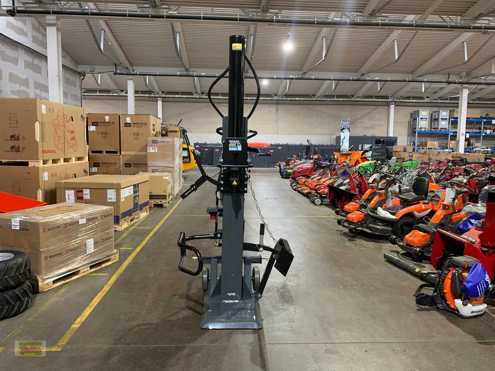 Holzspalter des Typs Sonstige HS-30ZE mit 30 Tonnen und kombinierten Antrieb, Neumaschine in Kötschach (Bild 2)