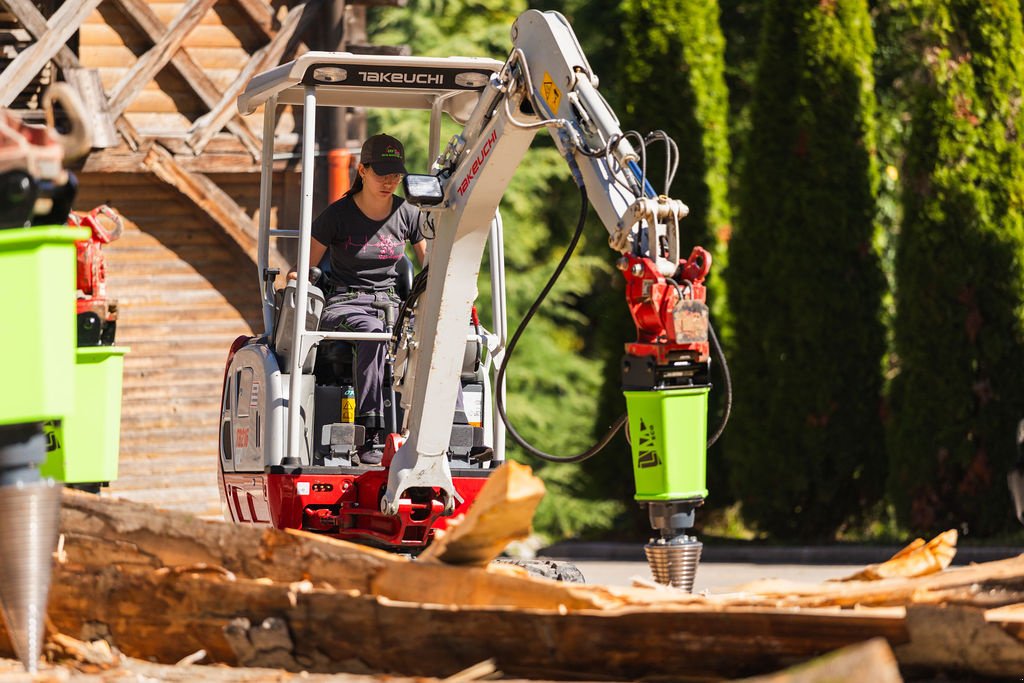 Holzspalter des Typs Sonstige Kegelspalter Erdbohrer Bagger PRO ECO 500 ccm Mit MS 01 30Kw Kegel 200 x 400 mm, Neumaschine in Ingolstadt (Bild 1)
