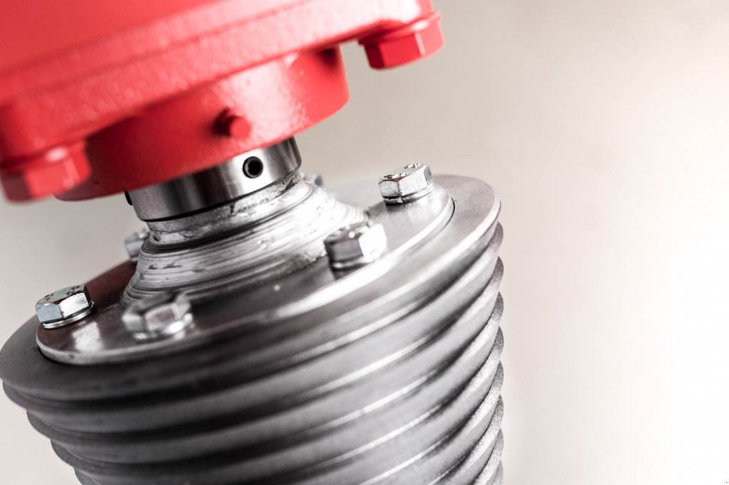 Holzspalter des Typs Sonstige Kegelspalter Holzspalter Bagger 315 ccm Ölmotor 25 Kw 1.750 Nm, Neumaschine in Ingolstadt (Bild 10)