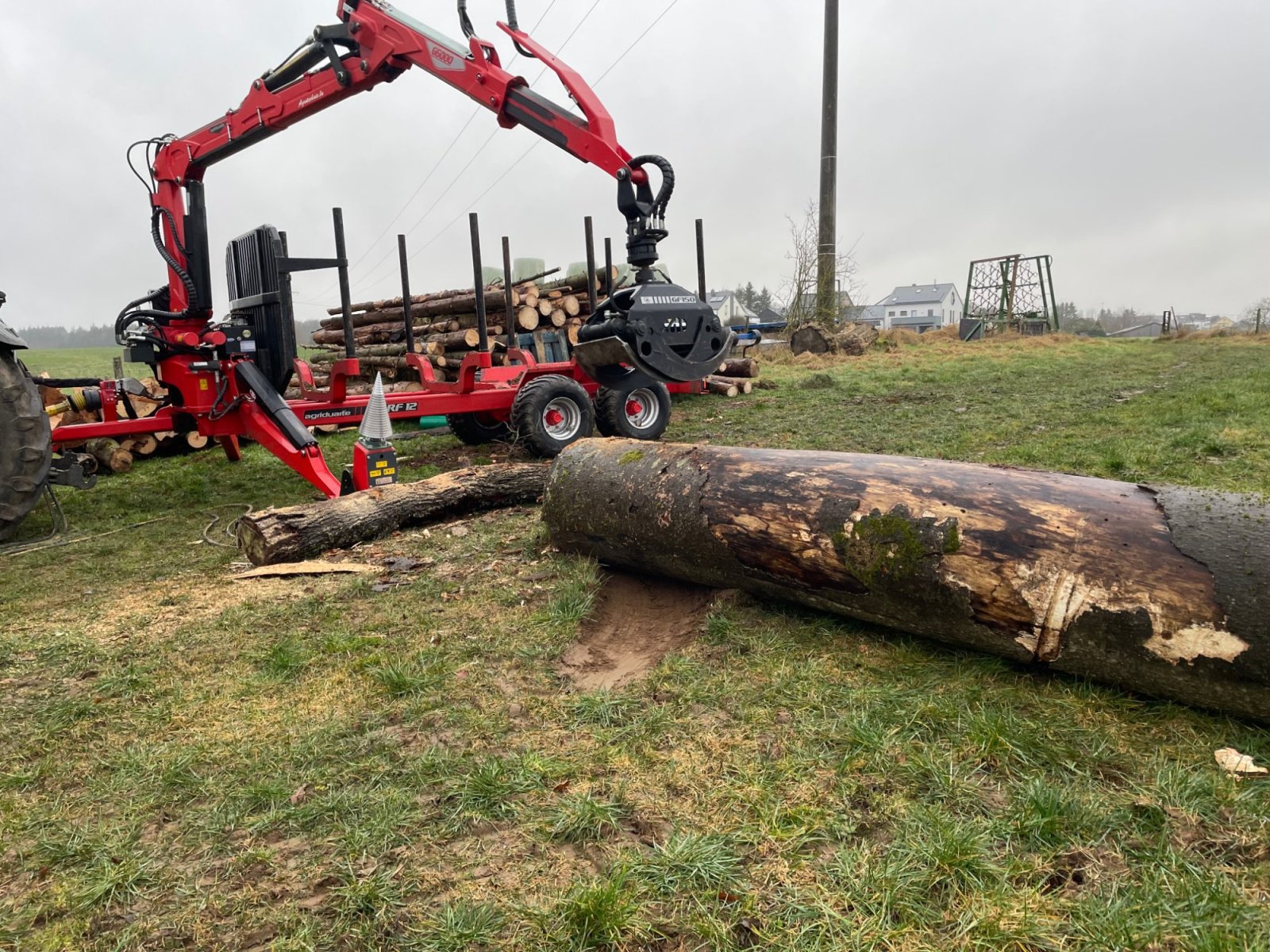 Holzspalter typu Sonstige Kegelspalter Traktor Modell 800 ccm mit Konsole für Rückewagen, Neumaschine v Ingolstadt (Obrázek 1)