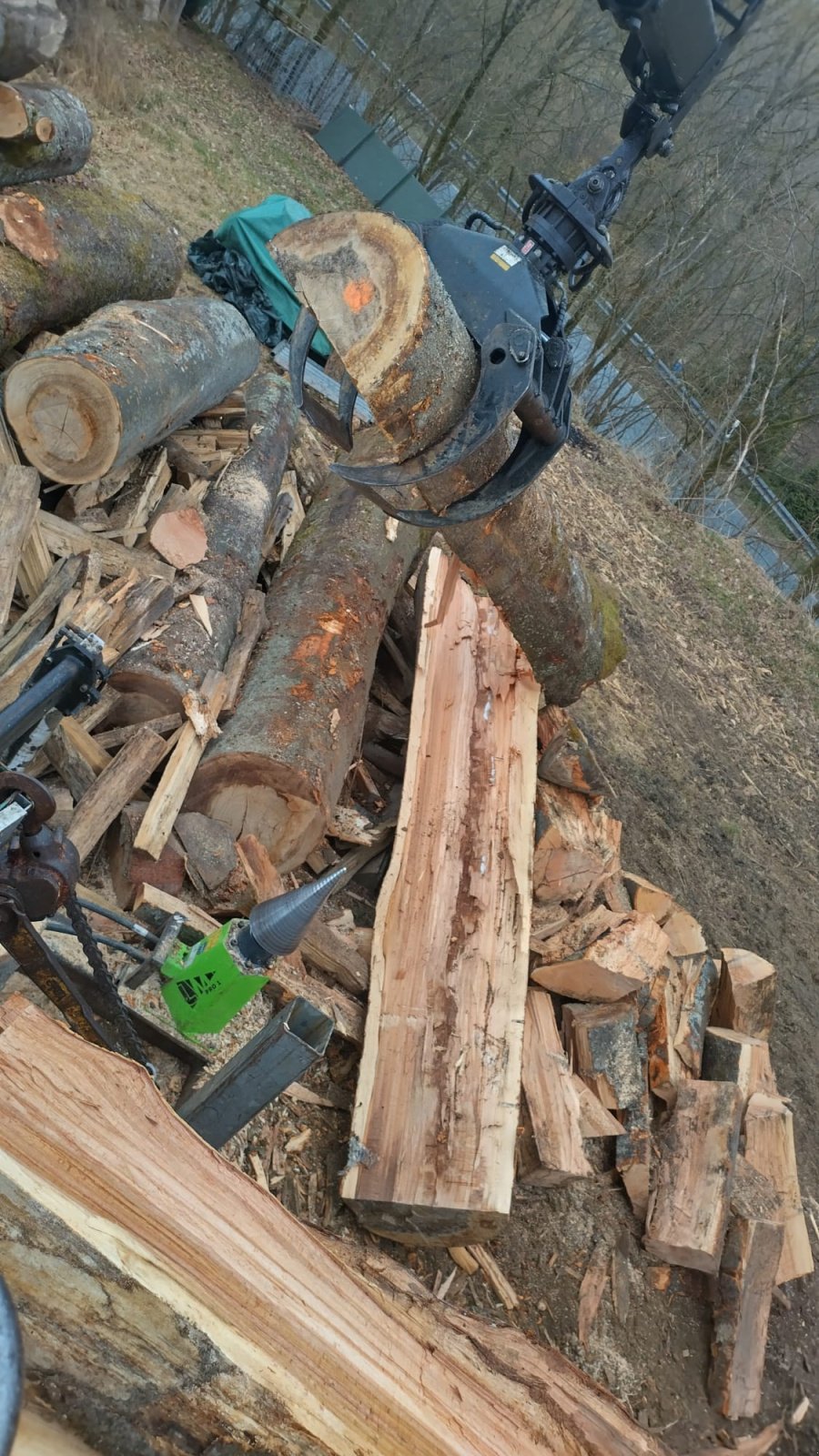 Holzspalter typu Sonstige Kegelspalter Traktor Modell 800 ccm mit Konsole für Rückewagen, Neumaschine v Ingolstadt (Obrázek 8)