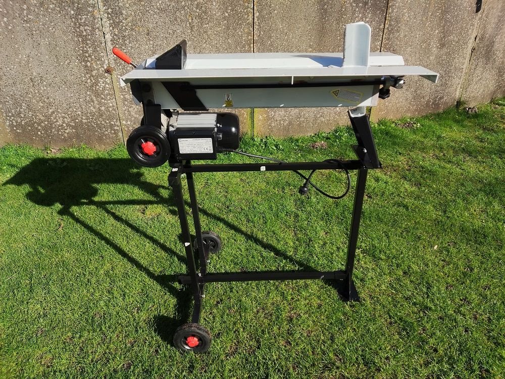 Holzspalter типа Sonstige LUMAG HOS5N, Gebrauchtmaschine в Klarenbeek (Фотография 1)