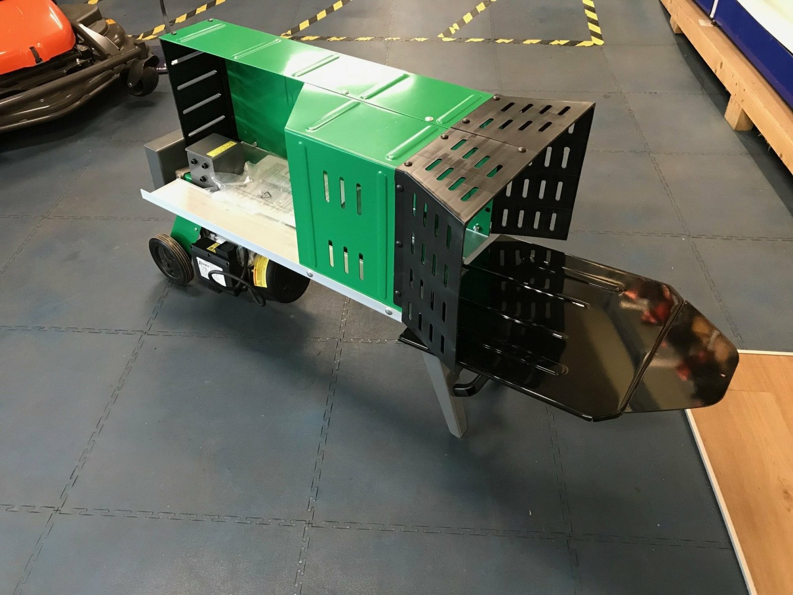 Holzspalter typu Sonstige PREHLS52N, Gebrauchtmaschine w LA SOUTERRAINE (Zdjęcie 4)