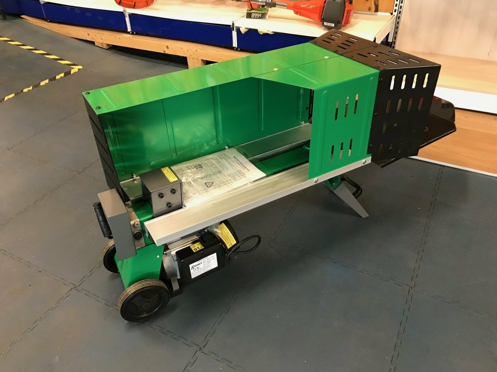 Holzspalter du type Sonstige PREHLS52N, Gebrauchtmaschine en LA SOUTERRAINE (Photo 4)