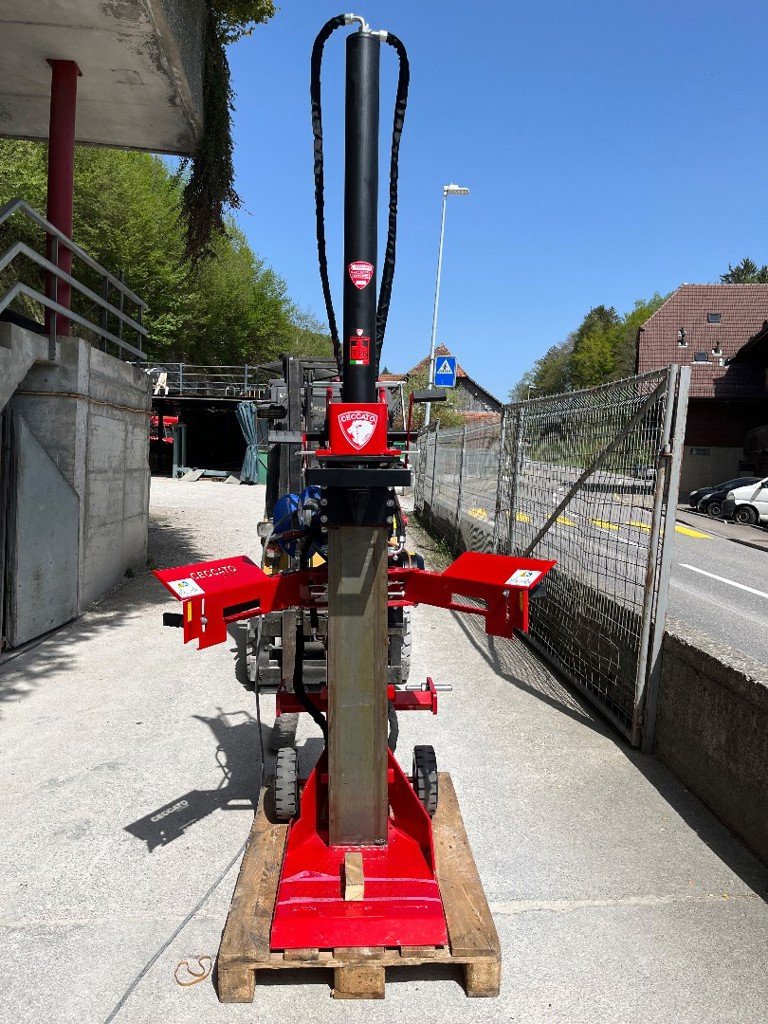 Holzspalter des Typs Sonstige T 16, Neumaschine in Helgisried (Bild 1)