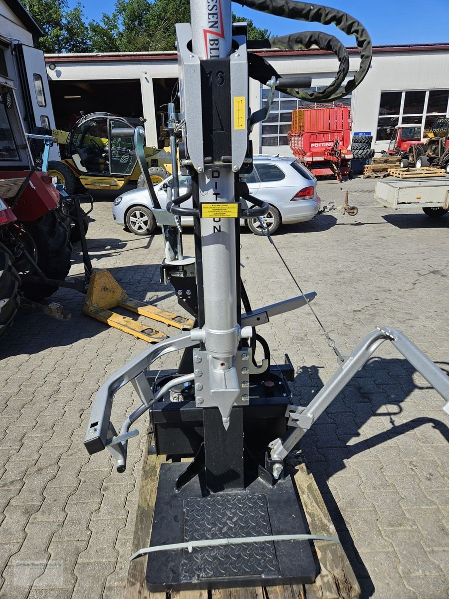 Holzspalter typu Sonstige VPF 16, Vorführmaschine v Erlbach (Obrázek 2)