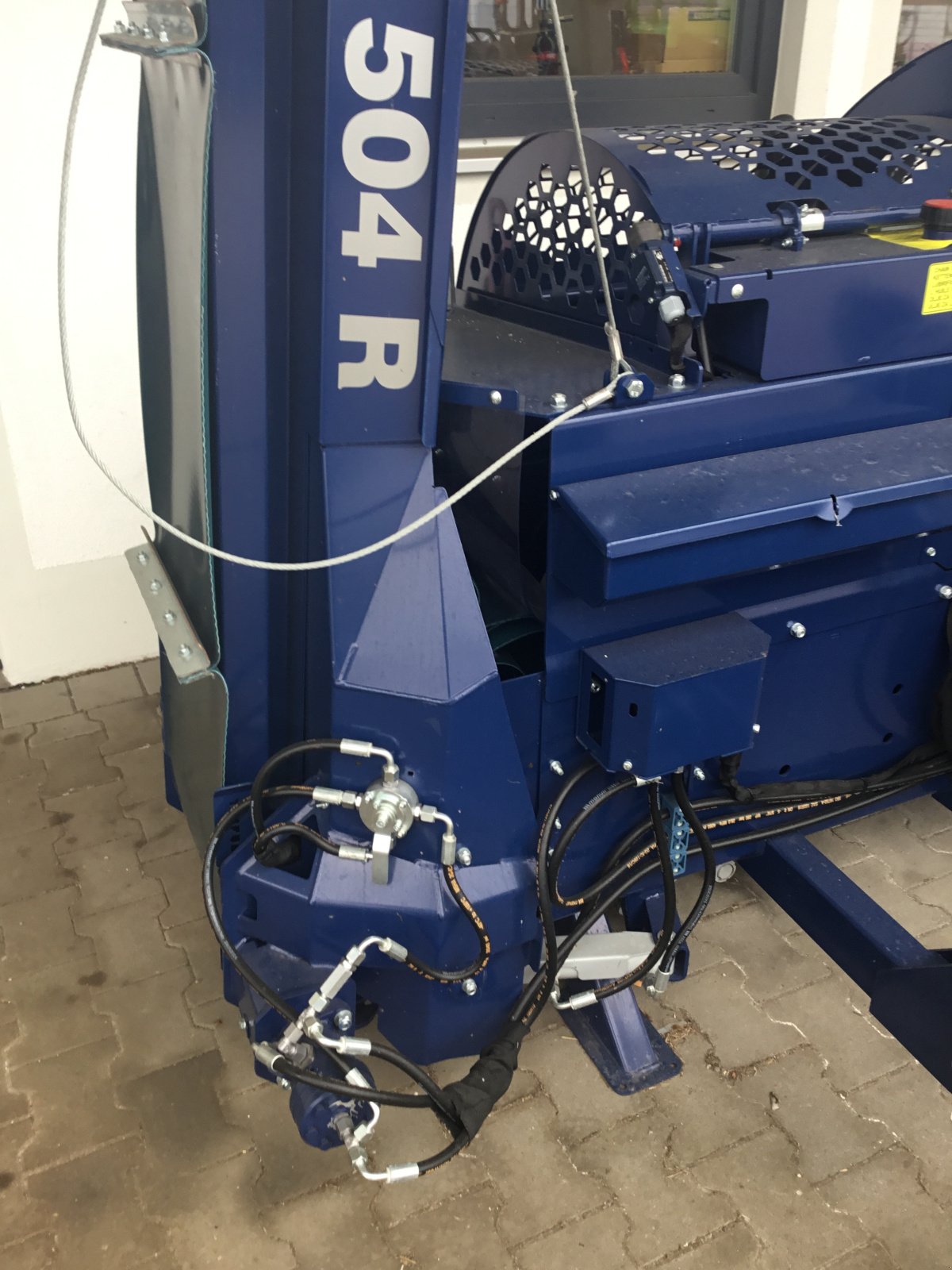 Holzspalter des Typs Tajfun RCA 400 Joy, Neumaschine in Deggendorf (Bild 4)