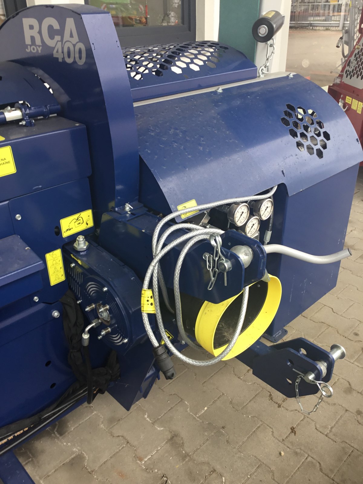 Holzspalter des Typs Tajfun RCA 400 Joy, Neumaschine in Deggendorf (Bild 5)